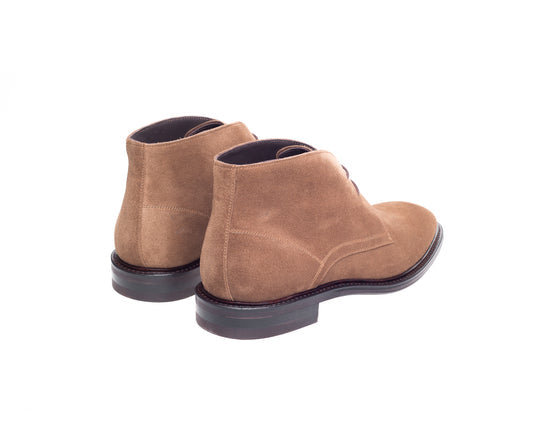 John White  Westfield Fawn Suede Chukka Boots - PendulumMensWear